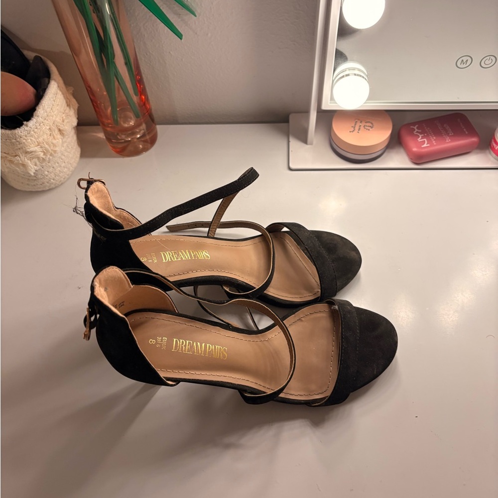 Dream Pairs Black Suede Heels